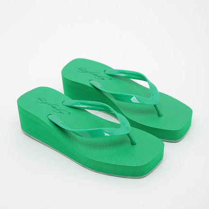 Thick Soled Flip Flops for Women 2026 New Summer Square Toe Fashionable Outer Wear Height Increasing Anti Slip Clip on Slippers
