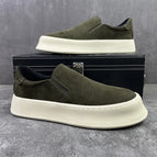 44 / green