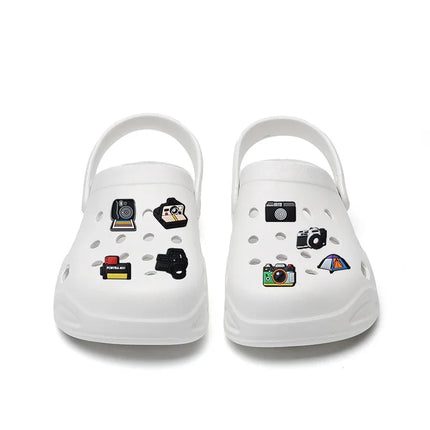 Woman Slippers With Halloween Charms Sandals Women Flip Flops Designer Shoes White Black Clogs Beach Comfortable Platform Mules