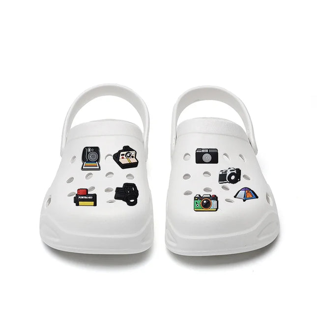 Woman Slippers With Halloween Charms Sandals Women Flip Flops Designer Shoes White Black Clogs Beach Comfortable Platform Mules