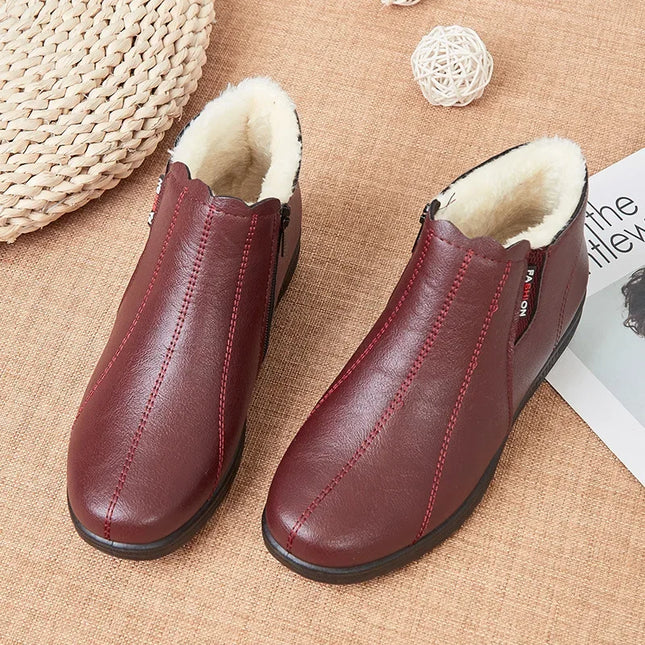 Hot Selling Soft Leather Women Shoe Winter Soft Soled Midd-leaged Elderly Ankle Boot Mom Cotton Plush Women Boot Leather Shoes