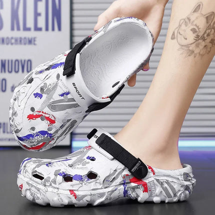 Plus Size  Summer Men Sandals Clogs Outdoor Garden Clogs Hole Shoes Male Casual Shoes Water Shoes Comfort Home Soft Slippers