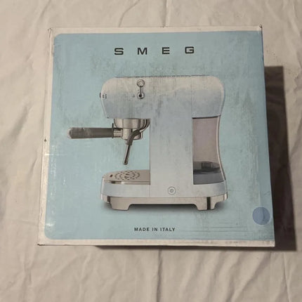 Manual Espresso Machine with Steam Wand, 15 Bars of Pressure, Pastel Blue