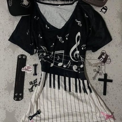 Y2K Gothic Music Tee Piano Keyboard Musical Notes Print V-Neck T-Shirt Women 2000s Grunge Japanese E-girls Retro Tees hottie top