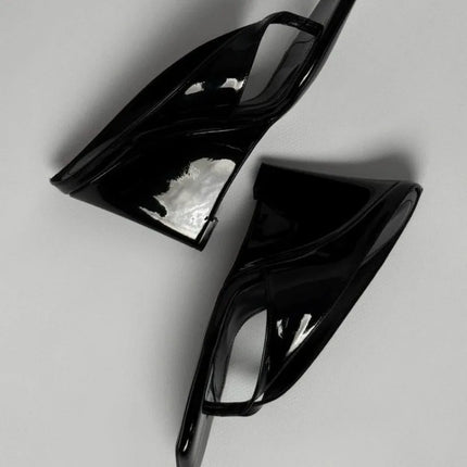 Black Square-toe Wedge Flip-flops 2026 New Niche Lightweight High Heels for Women