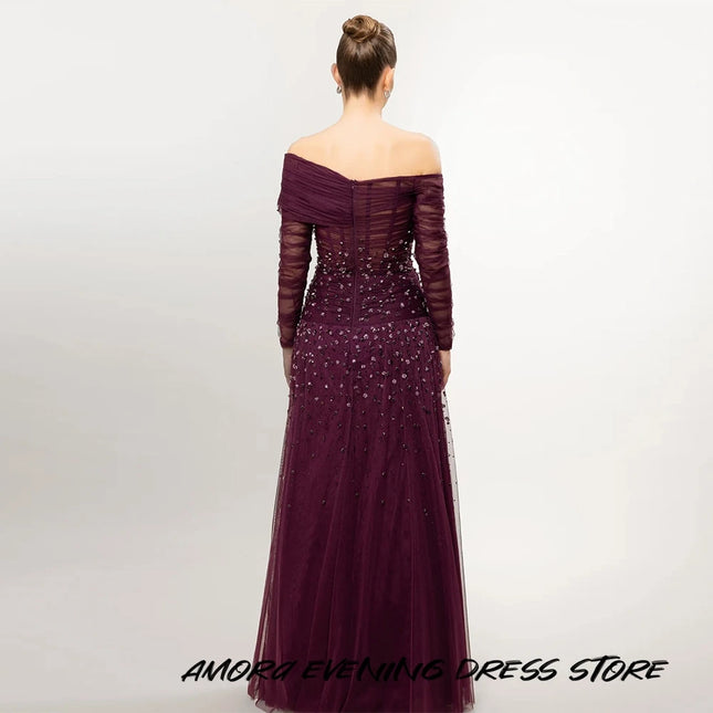 Maßgeschneidertes schulterfreies A-Linien-Abendkleid, elegantes perlenbesetztes Celebrity-Kleid, modische lange Ärmel, maßgeschneiderte Anlasskleider
