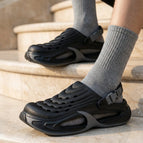 44-45 / black