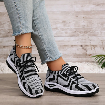 New women's affordable casual shoes, slip-on athletic sneakers for women, stylish, lightweight, and versatile casual footwear.