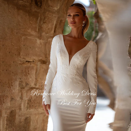 Classic Lace Long Sleeves Mermaid Wedding Dress 2026 V-Neck Open Back Appliqued Buttons Bridal Gown Vestidos De Novia Customized