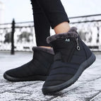 black / 44