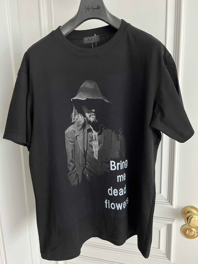 TOP-YAMAMOTO Original Design T-Shirt aus reiner Baumwolle mit schwarzem Aufdruck, dunkles T-Shirt