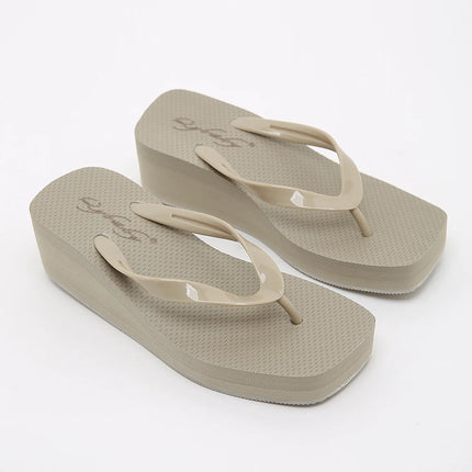 Thick Soled Flip Flops for Women 2026 New Summer Square Toe Fashionable Outer Wear Height Increasing Anti Slip Clip on Slippers
