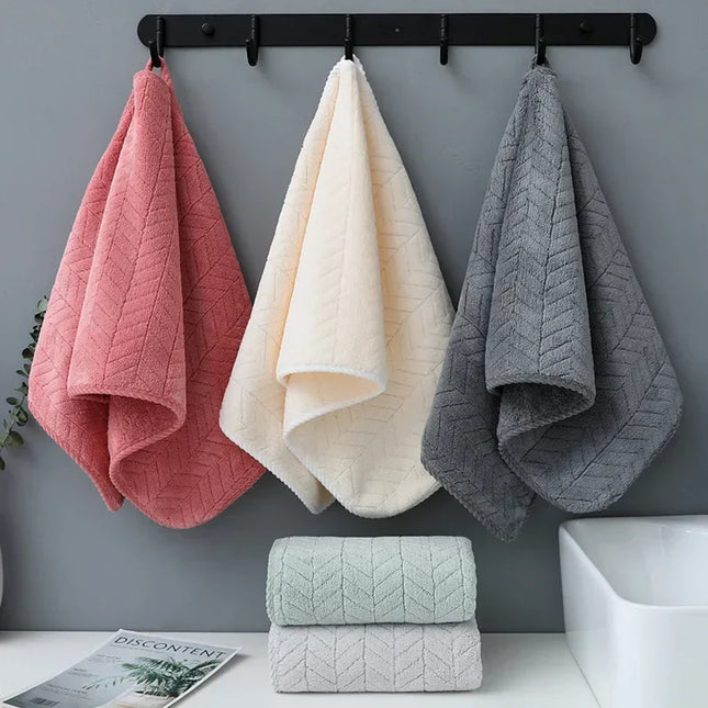 35x75cm Thickened Coral Velvet Cotton Bath Towel Increases Water Absorption Adult Bath Towel Soft - product image 2