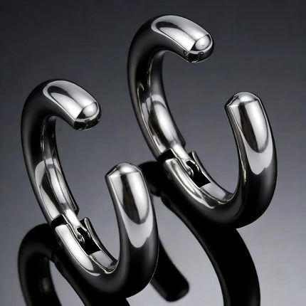 Statement Hollow Ear Bone Clamp for Women Girls,Gold Color Stainless Steel Fake Piercing C-shaped Ear Bone Clip,Fashion Jewelry