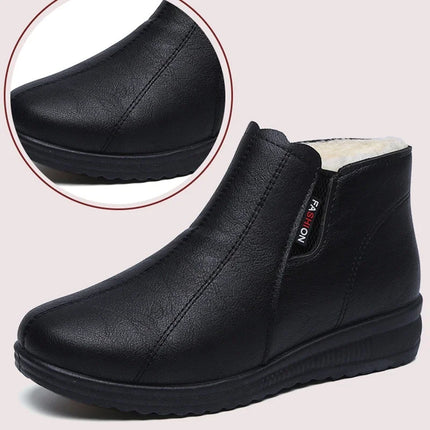 Hot Selling Soft Leather Women Shoe Winter Soft Soled Midd-leaged Elderly Ankle Boot Mom Cotton Plush Women Boot Leather Shoes